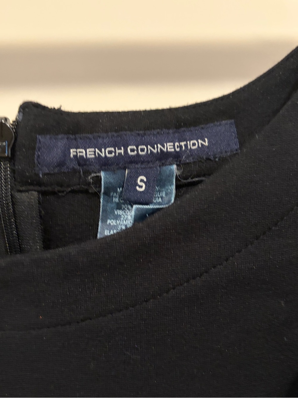 French Connection Black Ruffle Sleeve Top - Picture 4 of 4